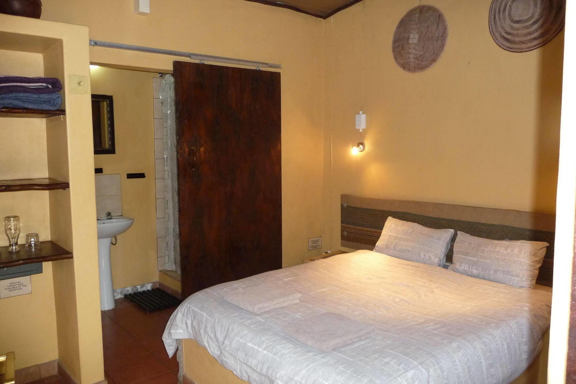 Hotel Isinkwe Backpackers Bushcamp Hluhluwe Zewnętrze zdjęcie